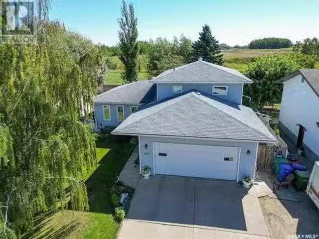 House for sale in Prince Albert, Saskatchewan
