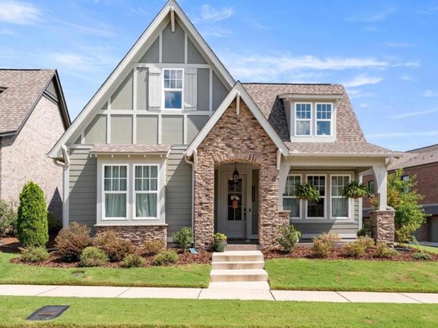 House for sale in Hoover, Alabama