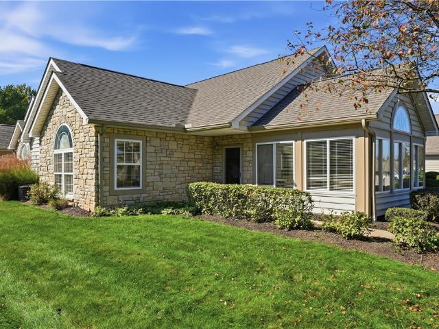 Condo for sale in Crescent Township, Allegheny County