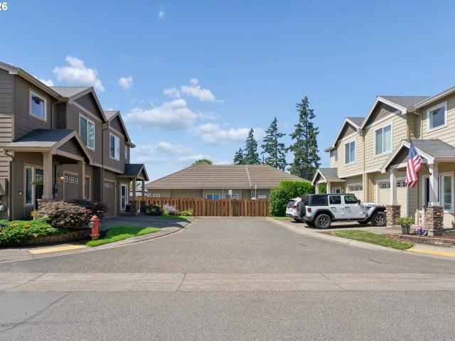 Townhouse for sale in Oregonia