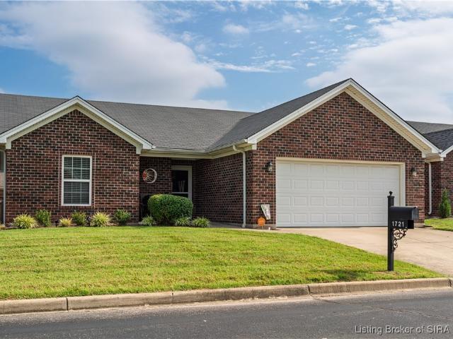 Condo for sale in Jeffersonville