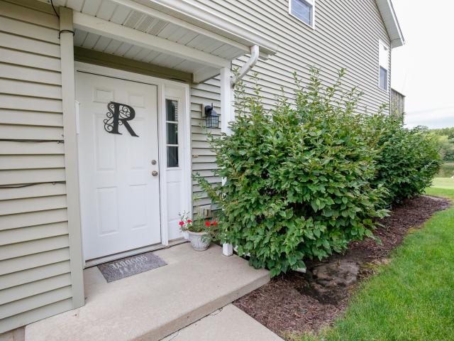 Condo for sale in Dixon, Lee County