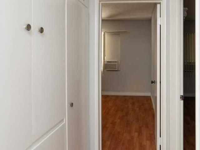 Apartment for rent in California