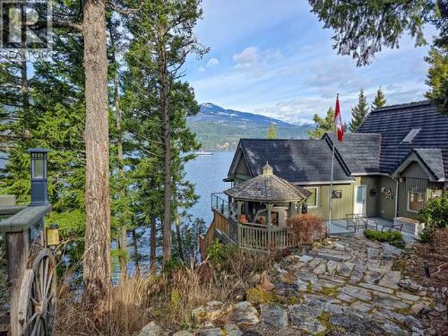 Property for sale in Sirdar, British Columbia