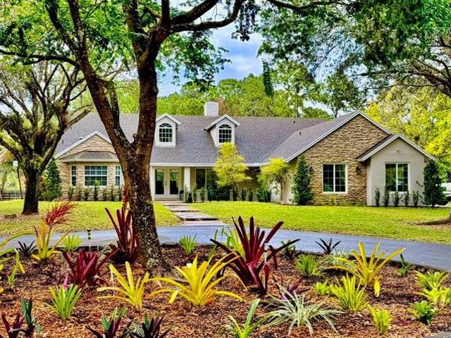 House for sale in Loxahatchee, Florida