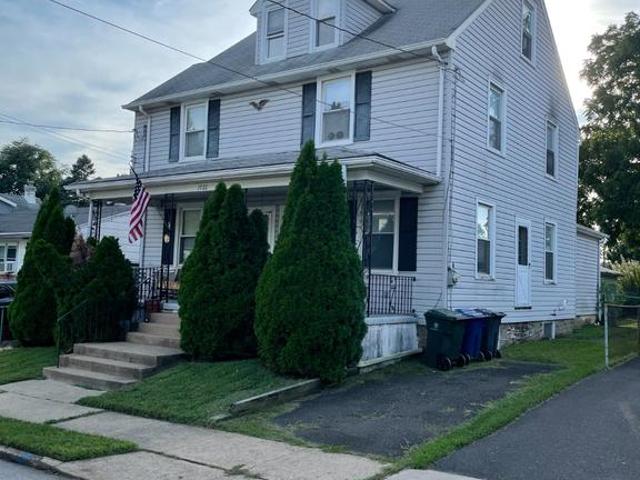House for sale in Rydal, Pennsylvania