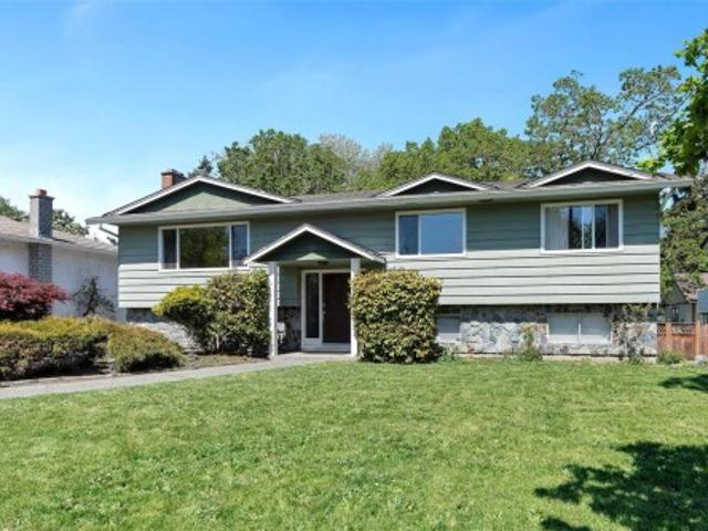 House for sale in Saanich, British Columbia
