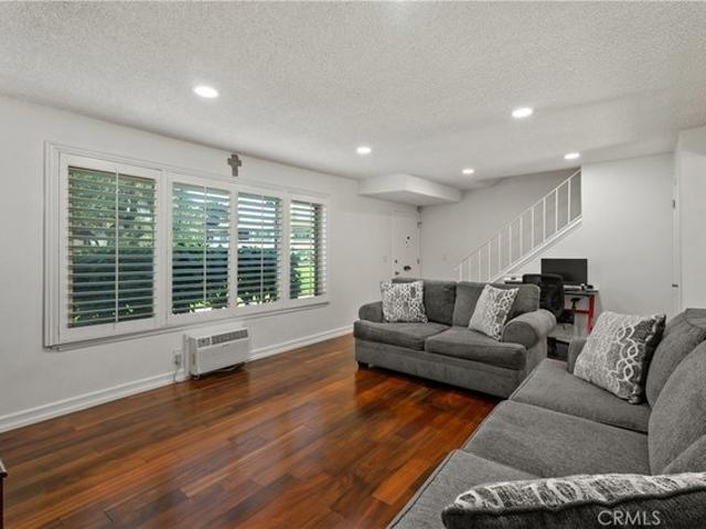 Townhouse for sale in Tustin, California