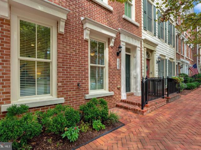 Townhouse for sale in Jefferson Houston, Alexandria