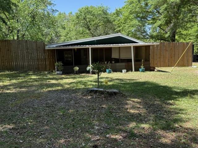 House for sale in Ponce De Leon, Florida