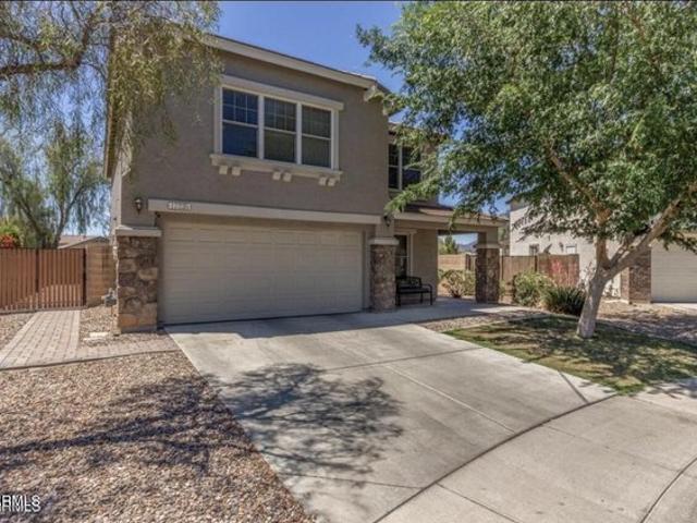 House for sale in Surprise, Arizona