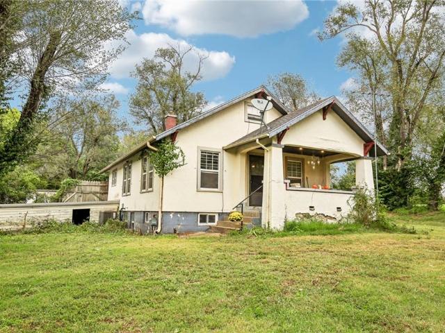 House for sale in Atchison, Atchison County