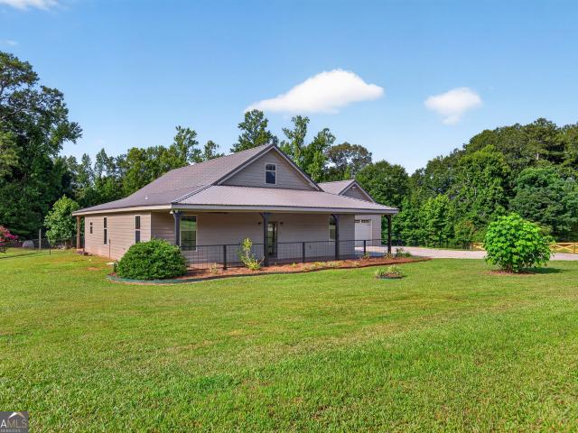 House for sale in Williamson, Georgia