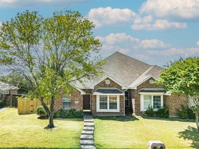 House for sale in Arbor Creek, Little Elm