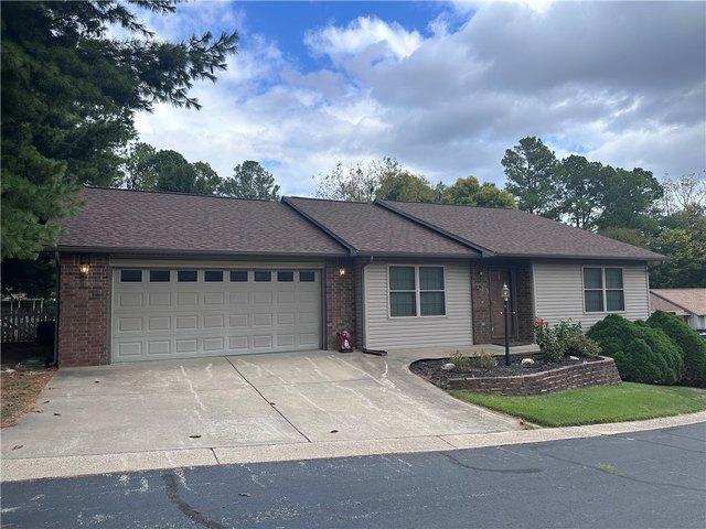 Condo for sale in Harrison, Boone County