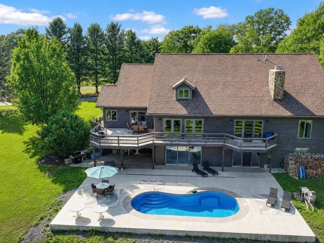 House for sale in Garrett, Maryland