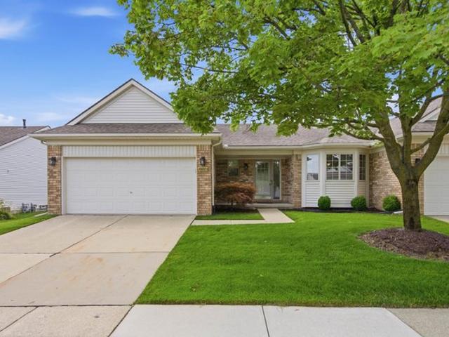Condo for sale in Macomb, Michigan