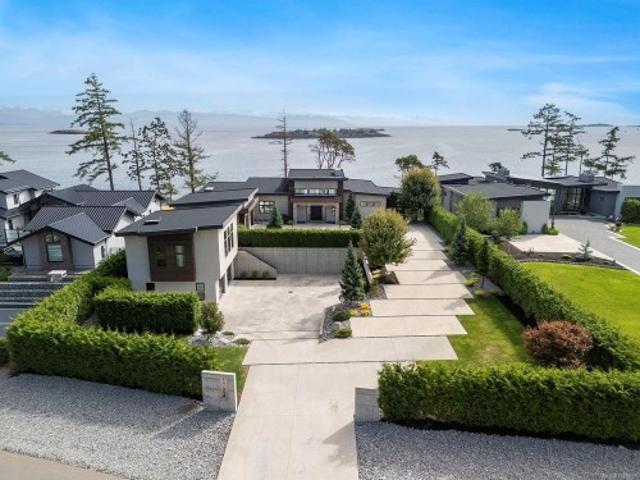 House for sale in British Columbia