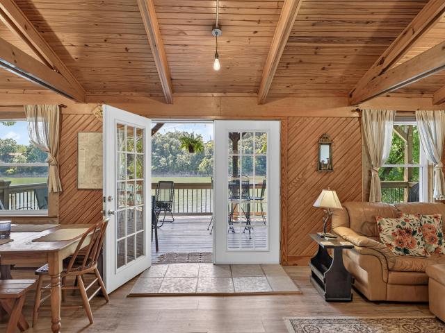 House for sale in Harrodsburg, Kentucky