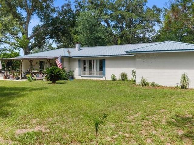House for sale in Trenton, Florida