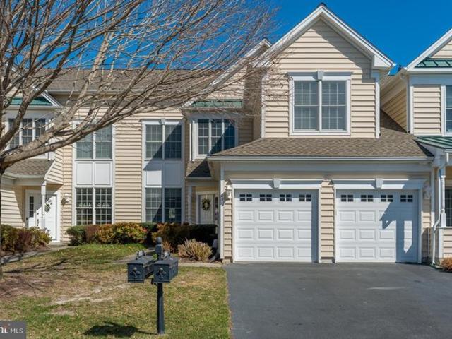 Condo for sale in Delaware
