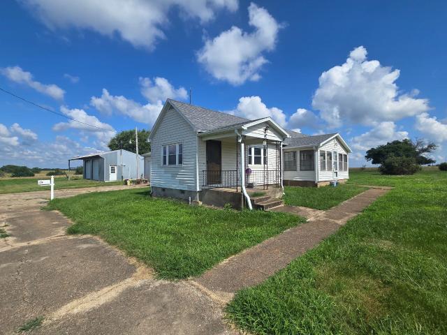 House for sale in Hickory, Missouri