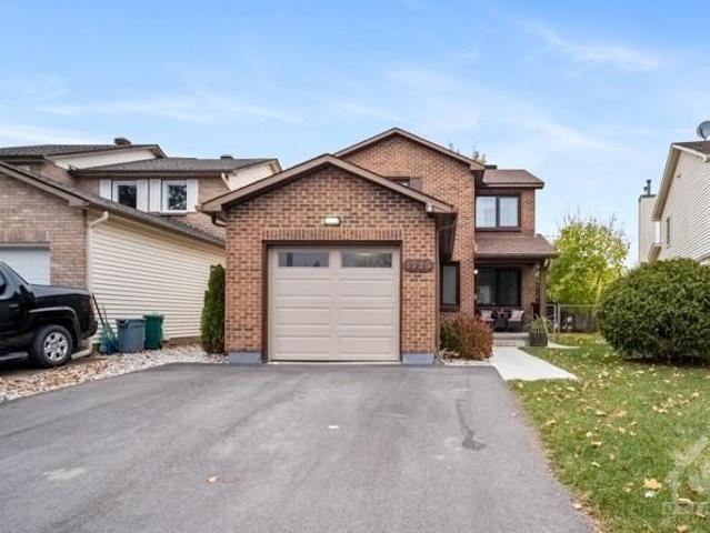 House for sale in Orleans