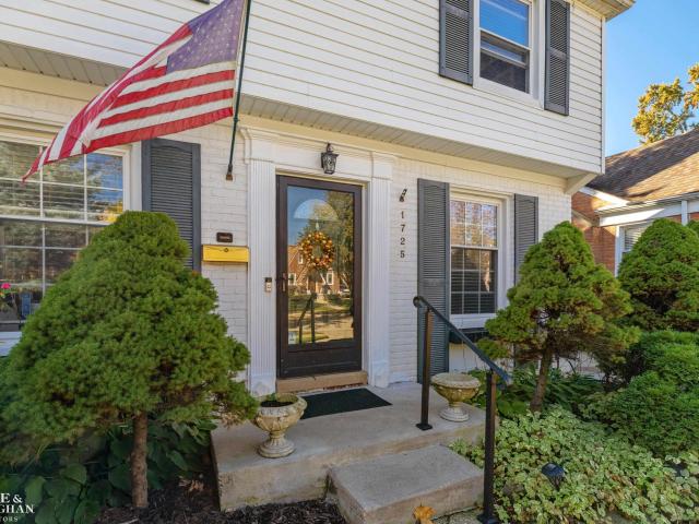 House for sale in Grosse Pointe Woods, Wayne County