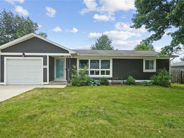 House for sale in Linn, Iowa