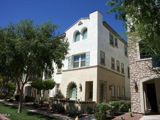 Townhouse for sale in Gilbert, Arizona