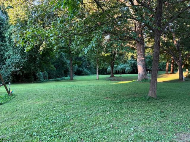 House for sale in Yadkinville, North Carolina