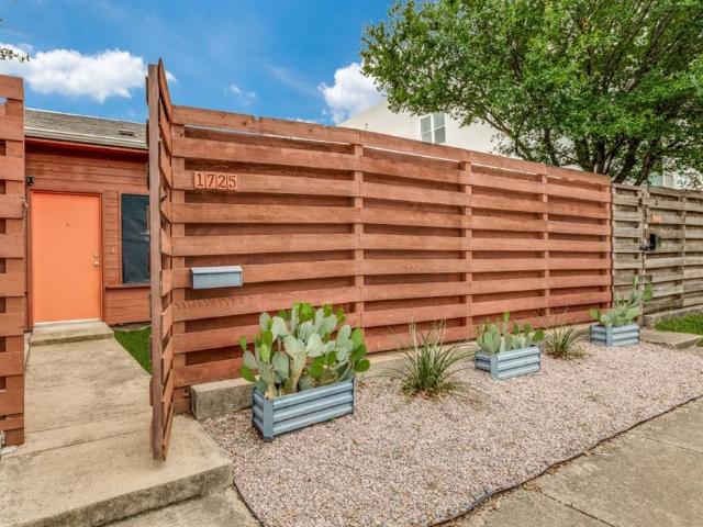 House for sale in Dallas, Texas