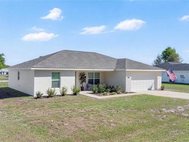 House for sale in Anthony, Florida