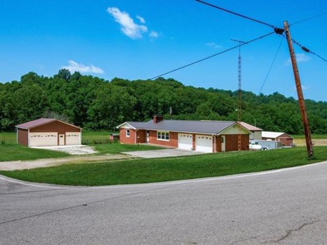 House for sale in Logan, Ohio