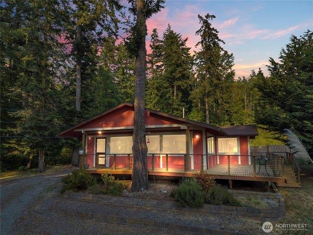 House for sale in La Conner, Washington
