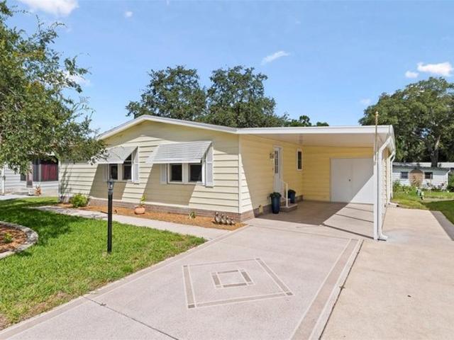 House for sale in Lady Lake, Florida