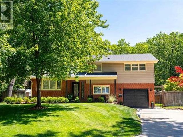 House for sale in Brights Grove, Ontario