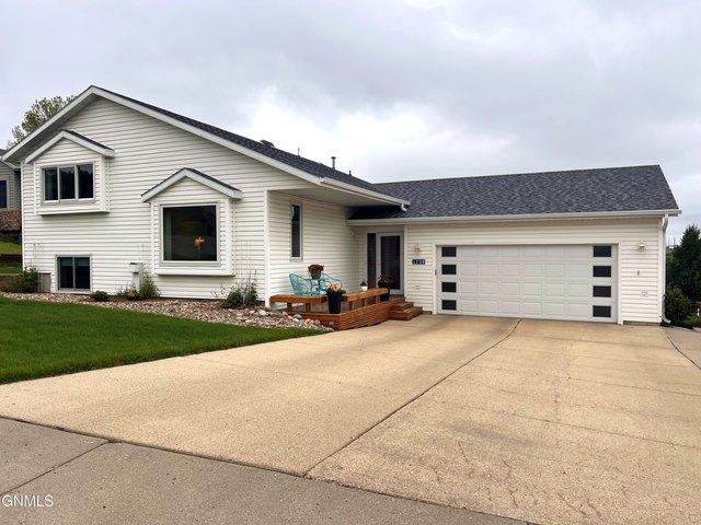 House for sale in Bismarck, North Dakota