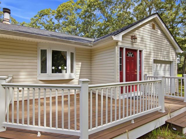House for sale in Wading River, Town of Riverhead