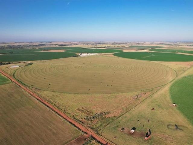 Farm for sale in Erick, Oklahoma