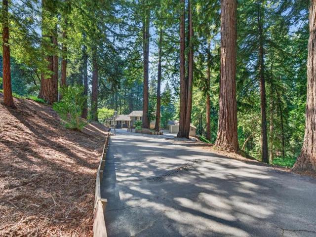 House for sale in Redwood Estates, California