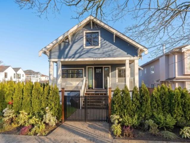 Townhouse for sale in Vancouver, British Columbia