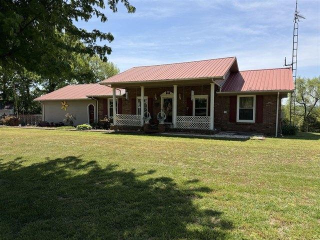 House for sale in Brownsville, Kentucky