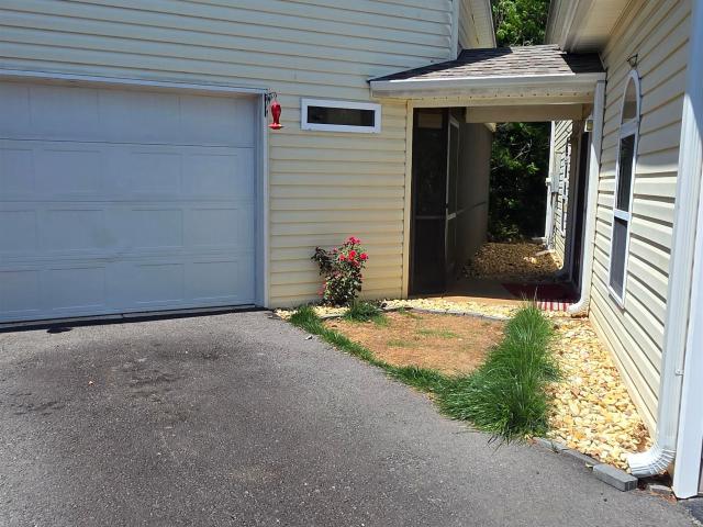House for sale in Guntersville, Alabama