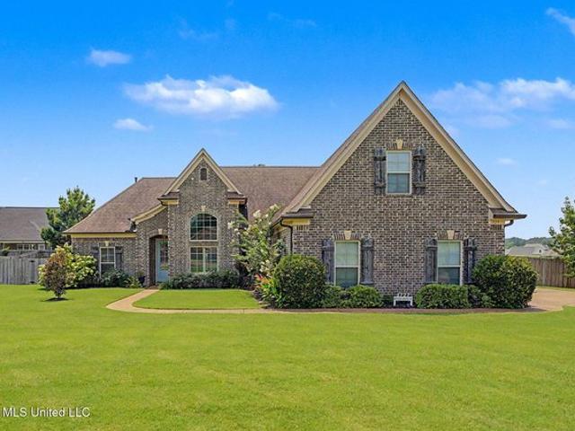 House for sale in Southaven, Mississippi