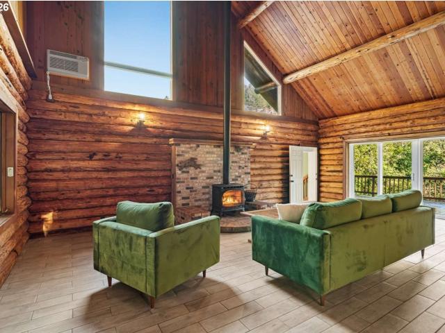 House for sale in Brookings, Curry County