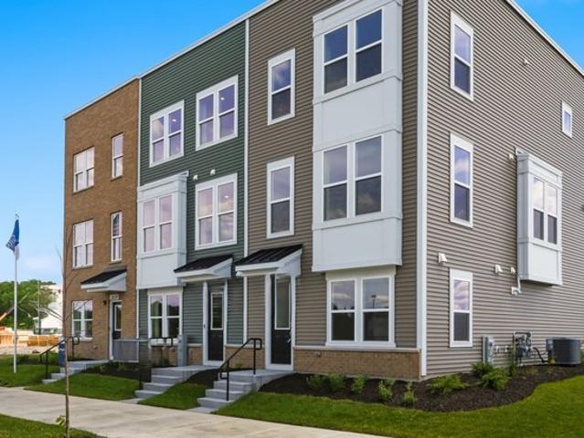 Townhouse for sale in Hoffman Estates, Illinois