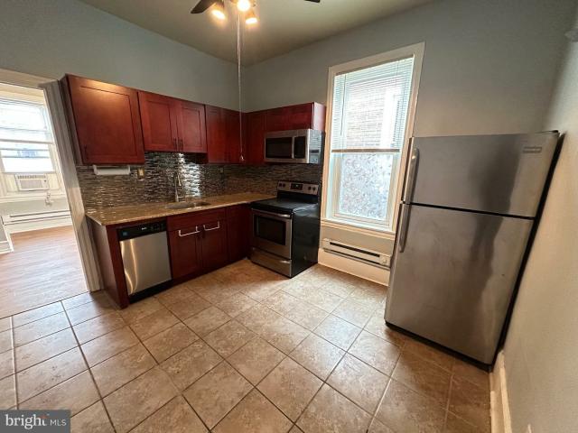 Townhouse for rent in Philadelphia