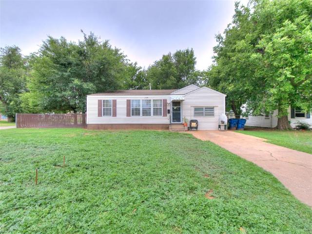 House for sale in Chickasha, Oklahoma