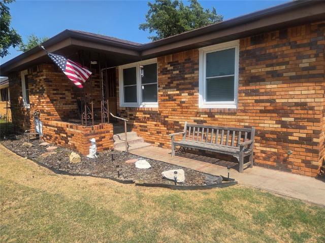 House for sale in Pauls Valley, Oklahoma